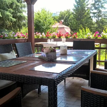 Apartment Almádi Modern House Balatonalmádi